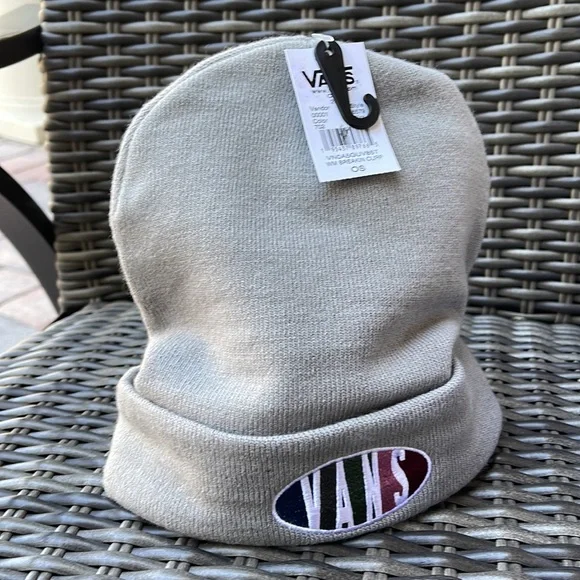 Vans WM Breakin Curf Grey Beanie Skateboarding Hat Women & Men VN0A5GUV85T - Picture 9 of 16